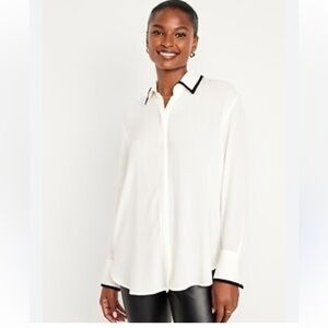 NWT Old Navy Cream w/ Black Trim Button Down Blouse  Sz Medium